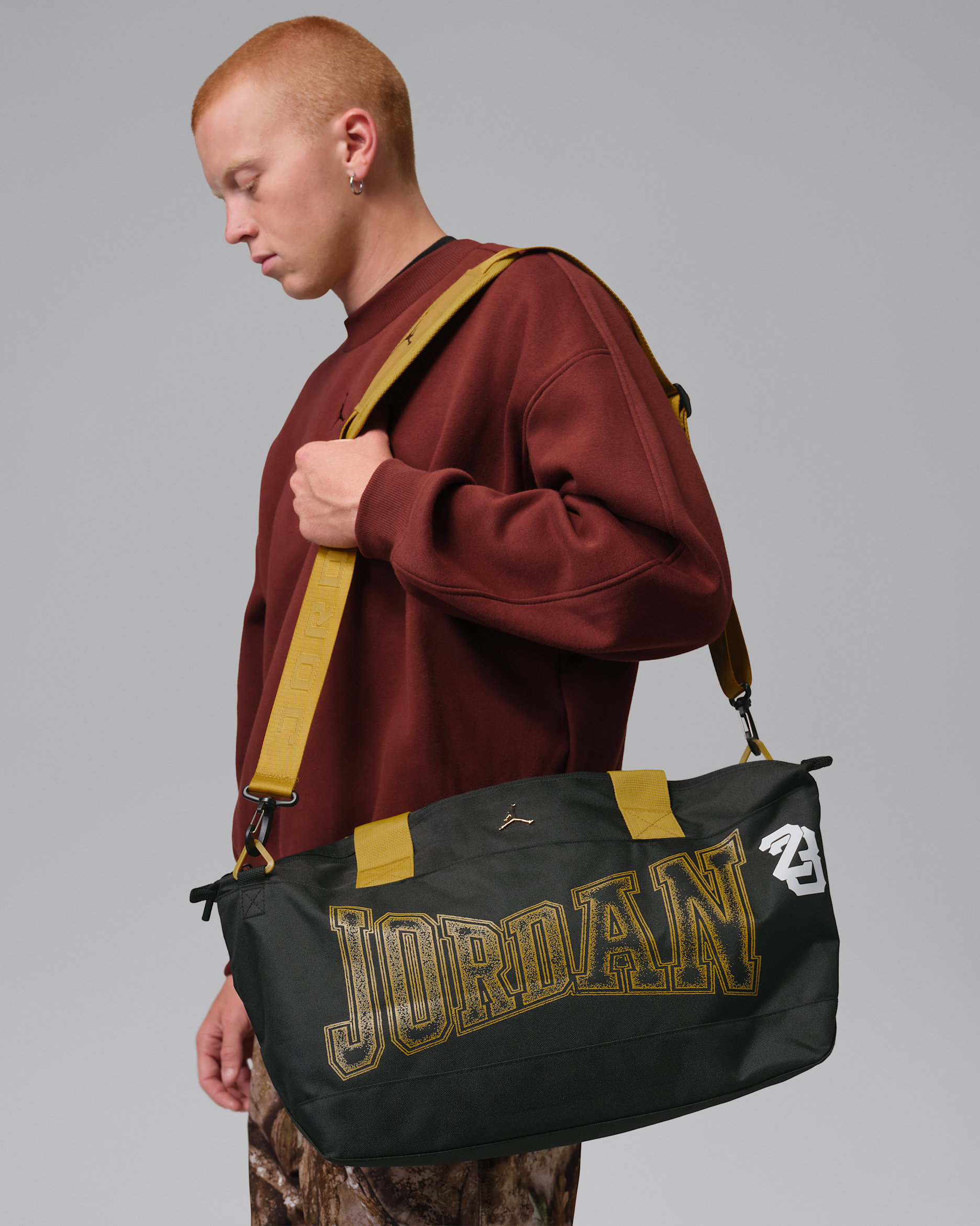 Jordan Lifestyle Duffel Bag (29L). Nike JP